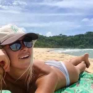 Meet your Posher, Bailey